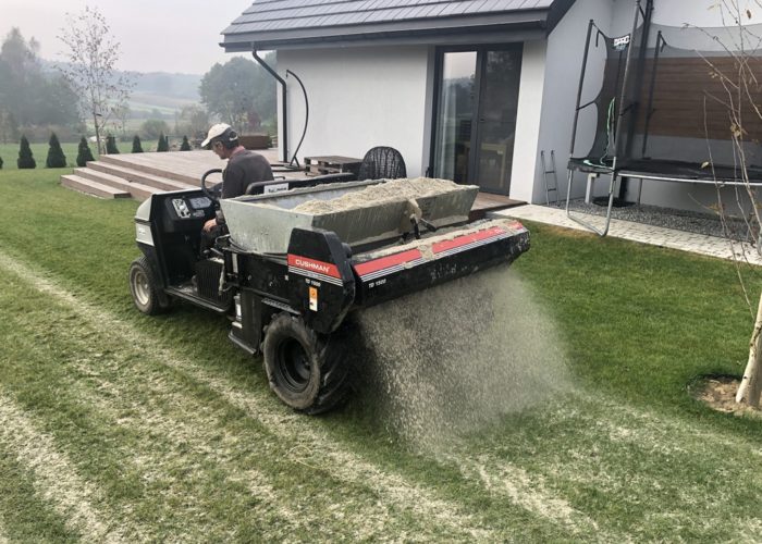 pawlik-greenkeeping-piaskowanie-top-dressing-1